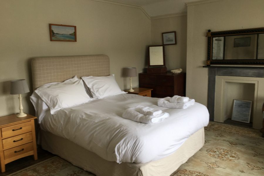 River Bedroom - West